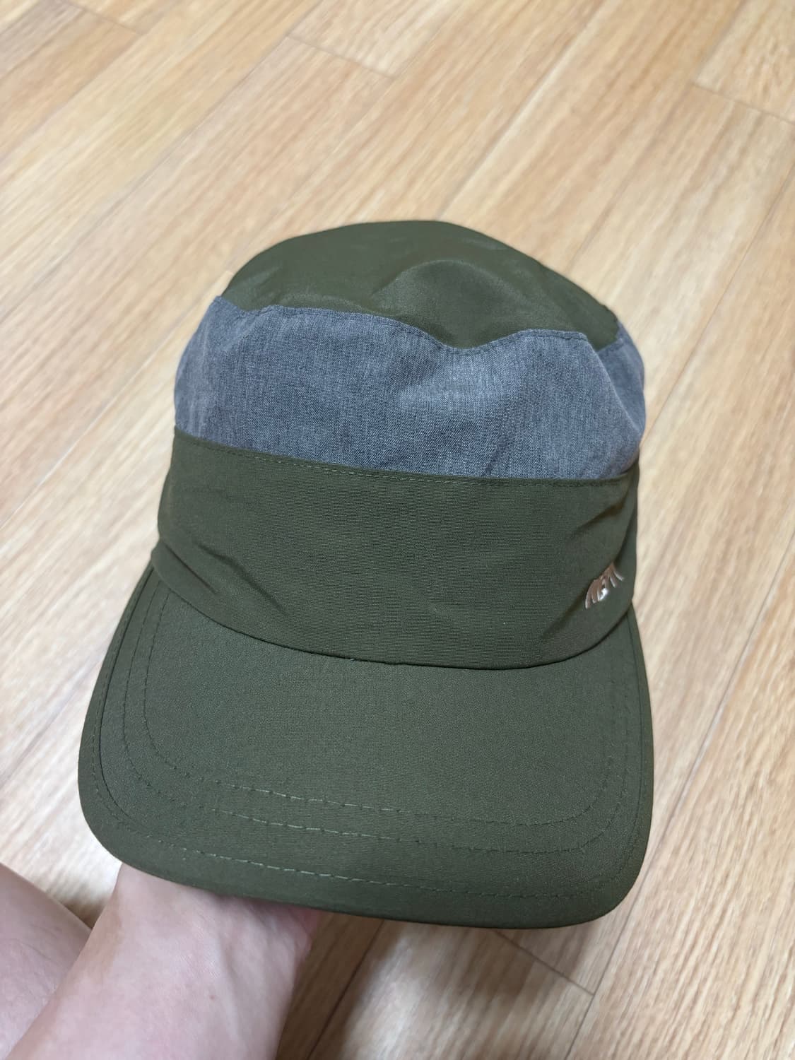 네파 귀달이캡 모자 카키 상품이미지3
