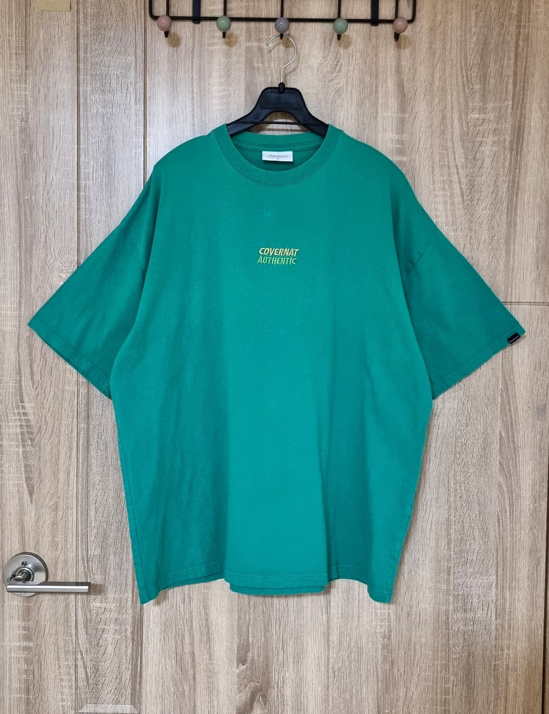 커버낫 레터링 자수 반팔티 상품이미지2