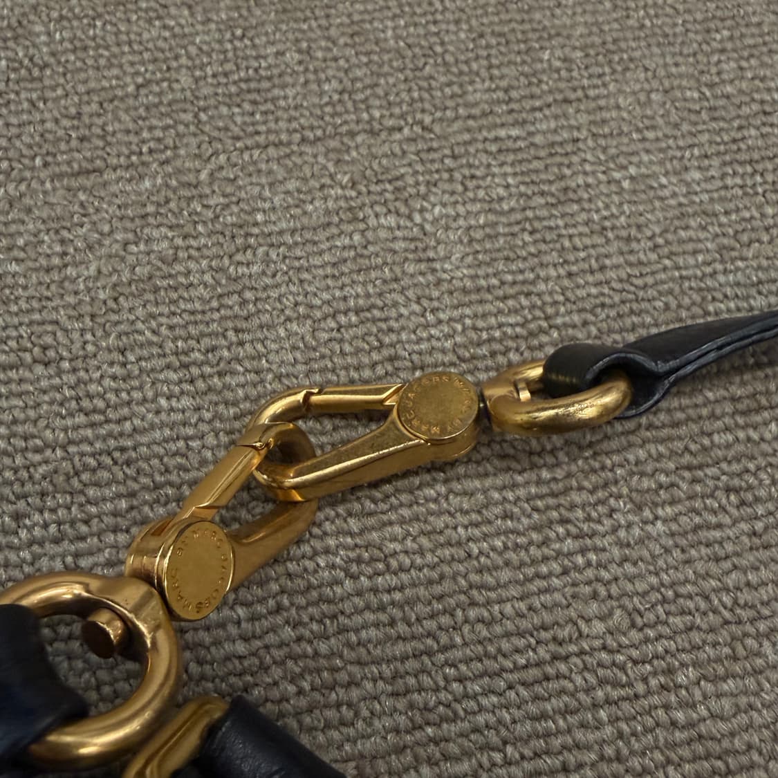 마크제이콥스 클래식 레더  토드백 크로스백  상품이미지3