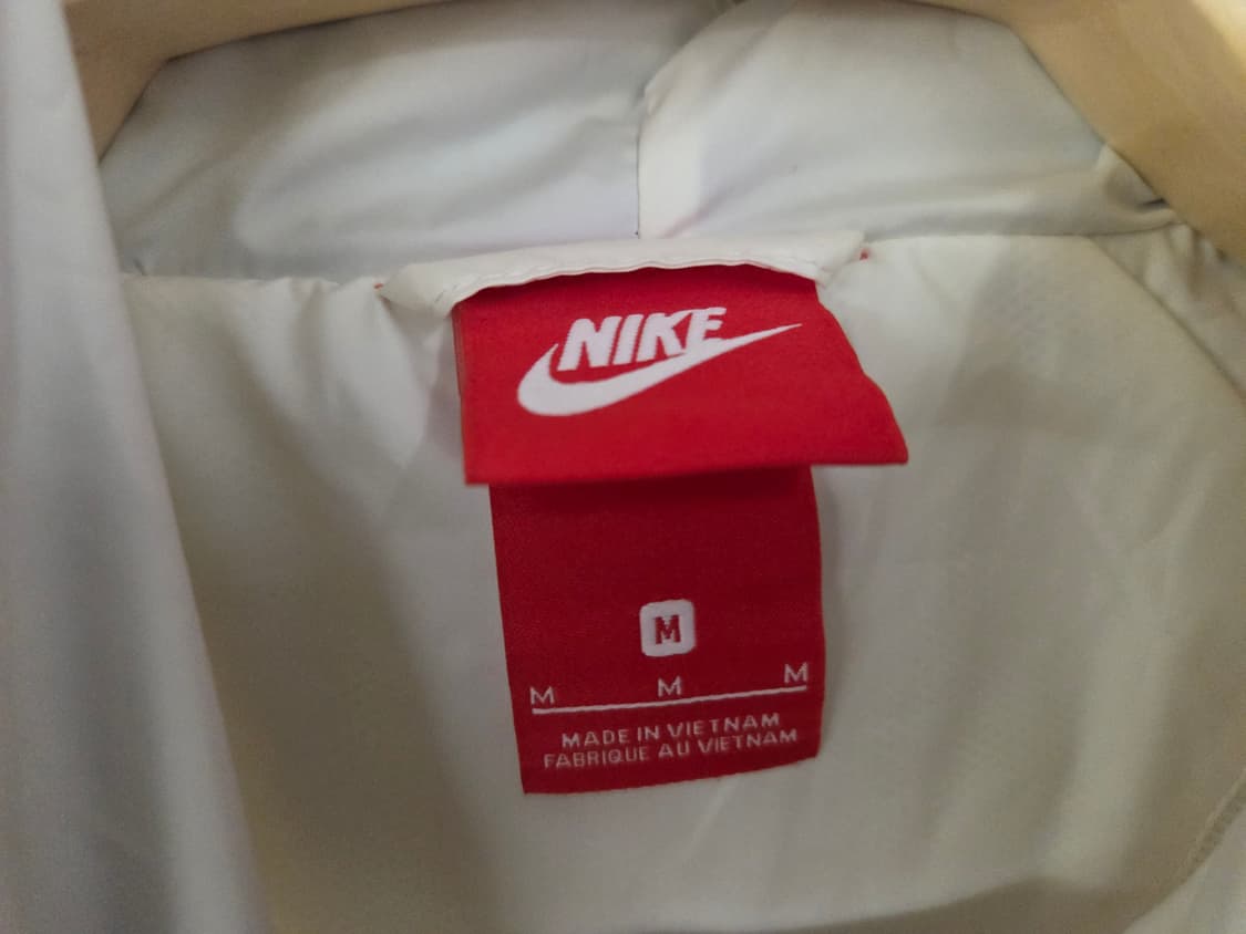 나이키 윈드러너 바람막이 M 화이트/블랙 상품이미지3