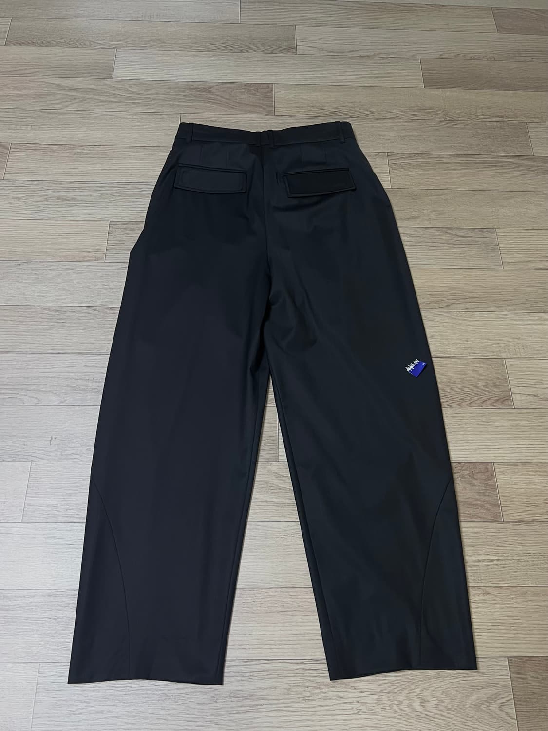 자라 아더에러 자더에러 테이퍼드 트라우저 슬랙스 블랙 상품이미지1