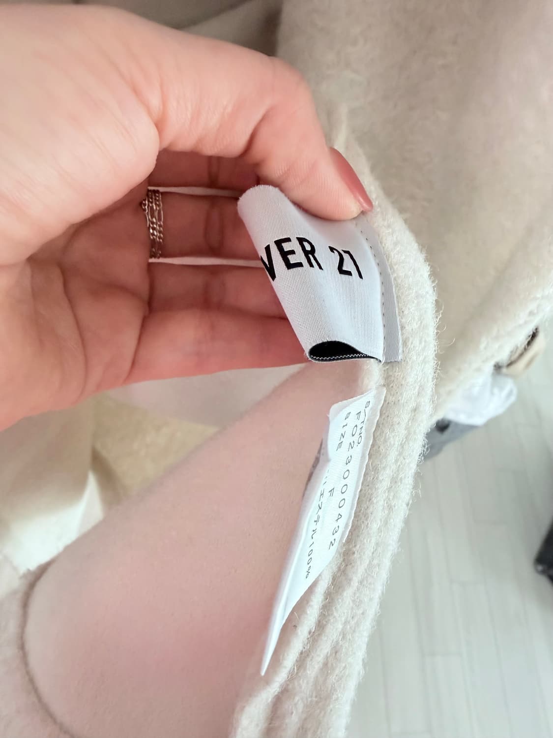 Forever 21 아이보리 부클 롱코트 Free 상품이미지3