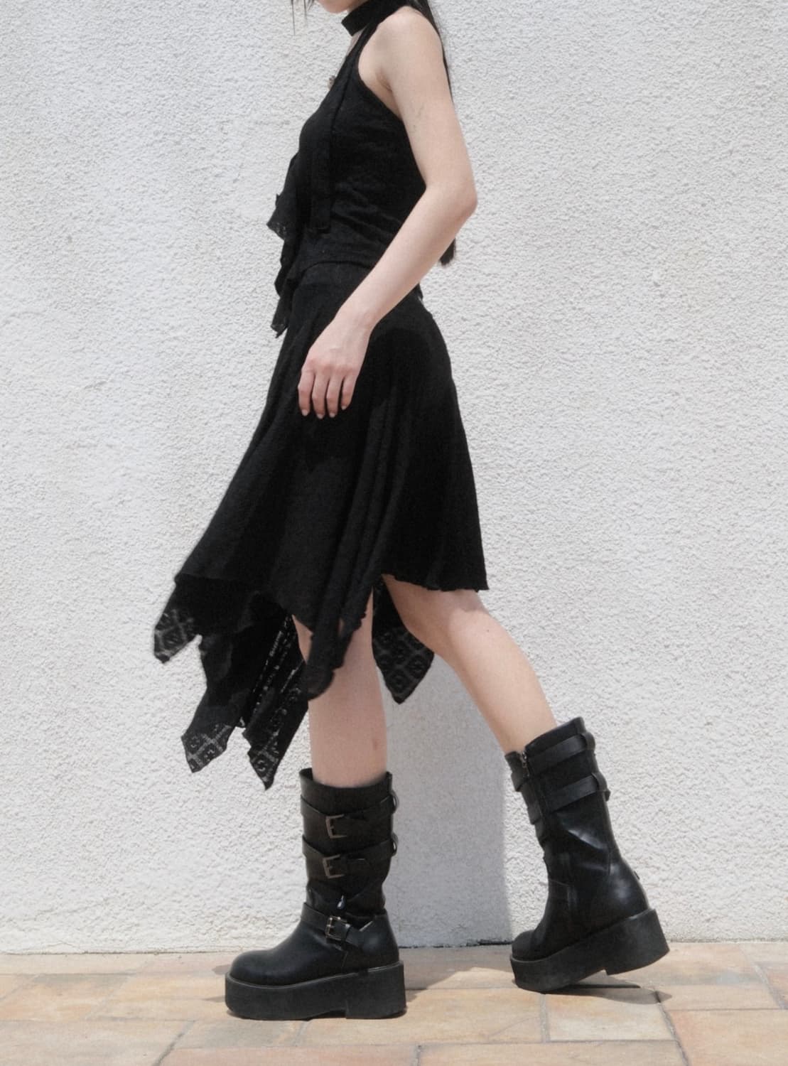 애즈온 언발란스 스커트 블랙 상품이미지1