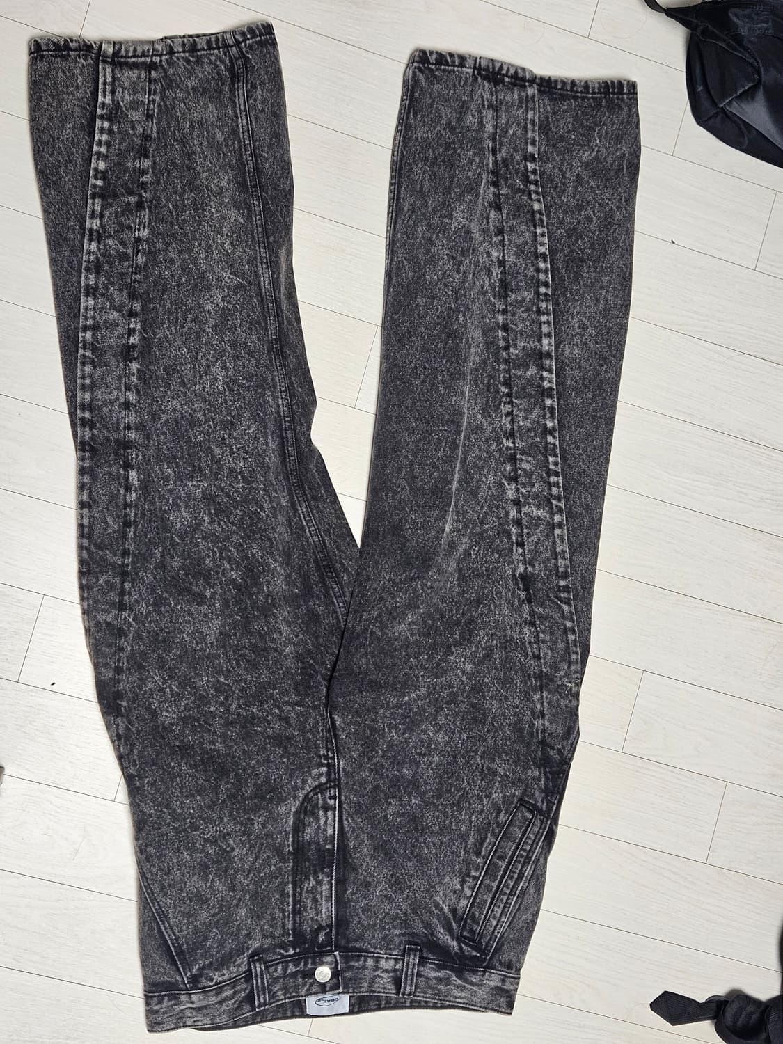 그레일즈 트위스트 데님 STREAMLINE DENIM PANTS 상품이미지2