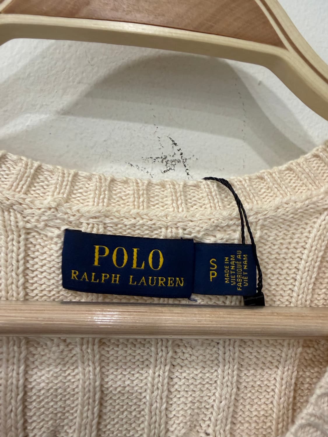 169. 폴로 브이넥 꽈배기 니트 상품이미지2