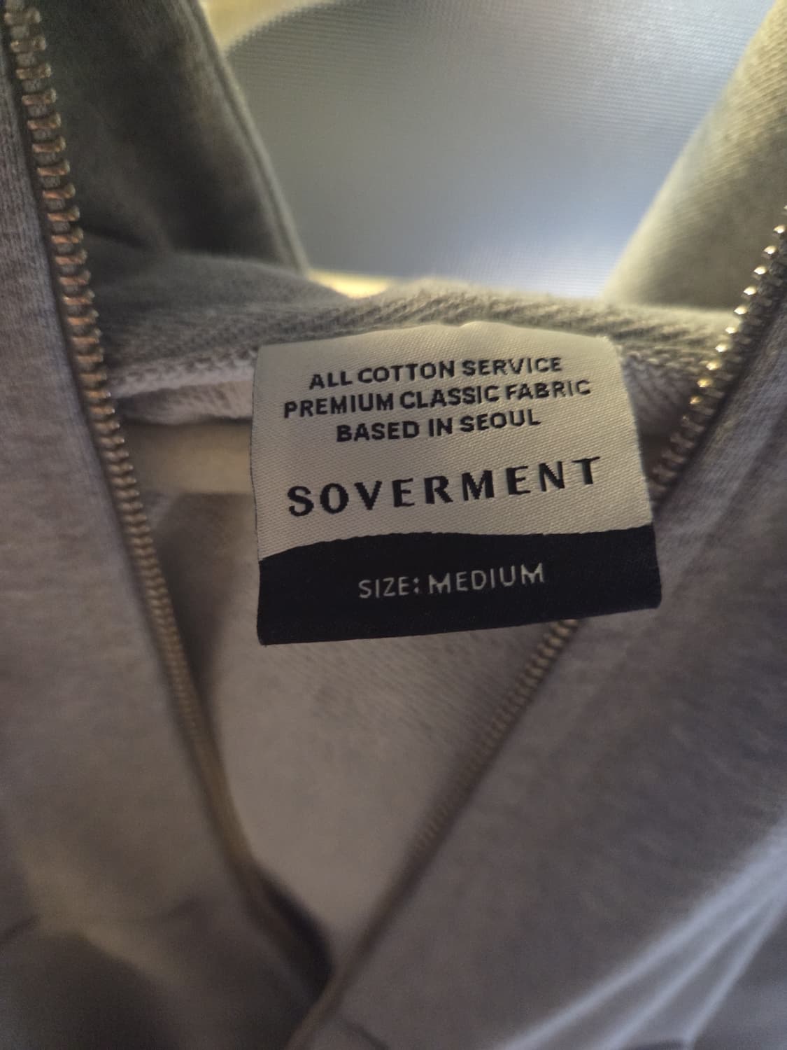 소버먼트 크롭 후드티 M 상품이미지3