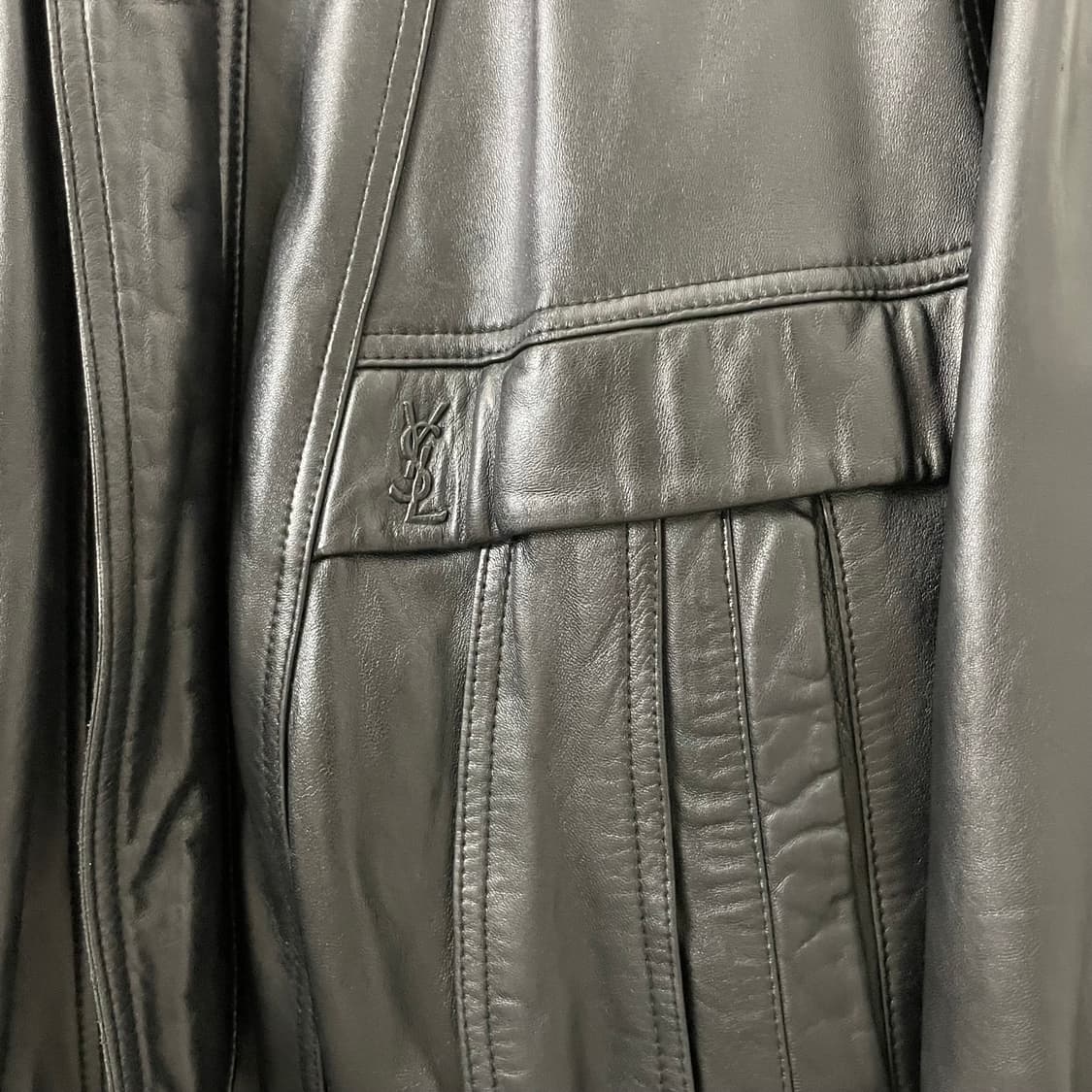 입생로랑 쉽 스킨 양가죽 봄버자켓 상품이미지5