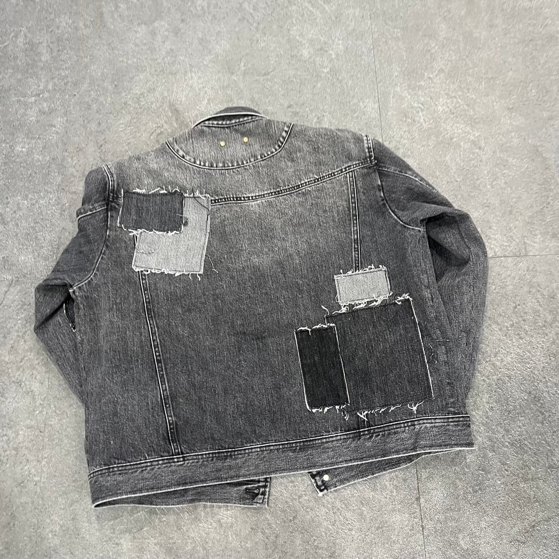 앤더슨벨 패치워크 데님 자켓  상품이미지2