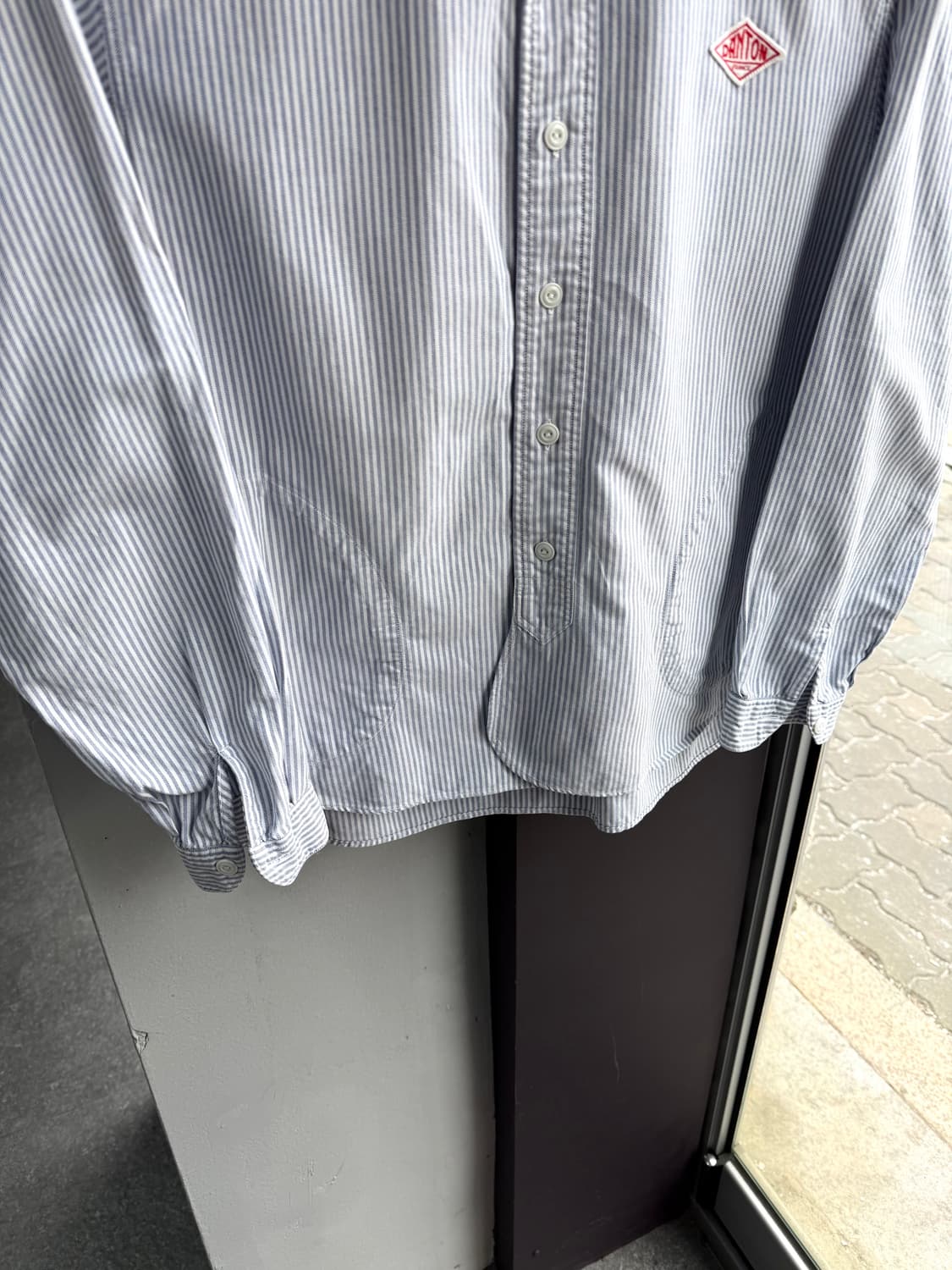 36/ 단톤 카라밴딩 스트라이프 미니로고 셔츠 상품이미지4