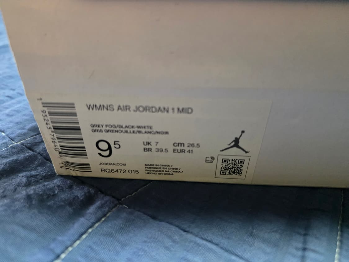 나이키 조던1 미드 그레이포그 우먼스 265 새상품 신발 안쪽 약간의  상품이미지3