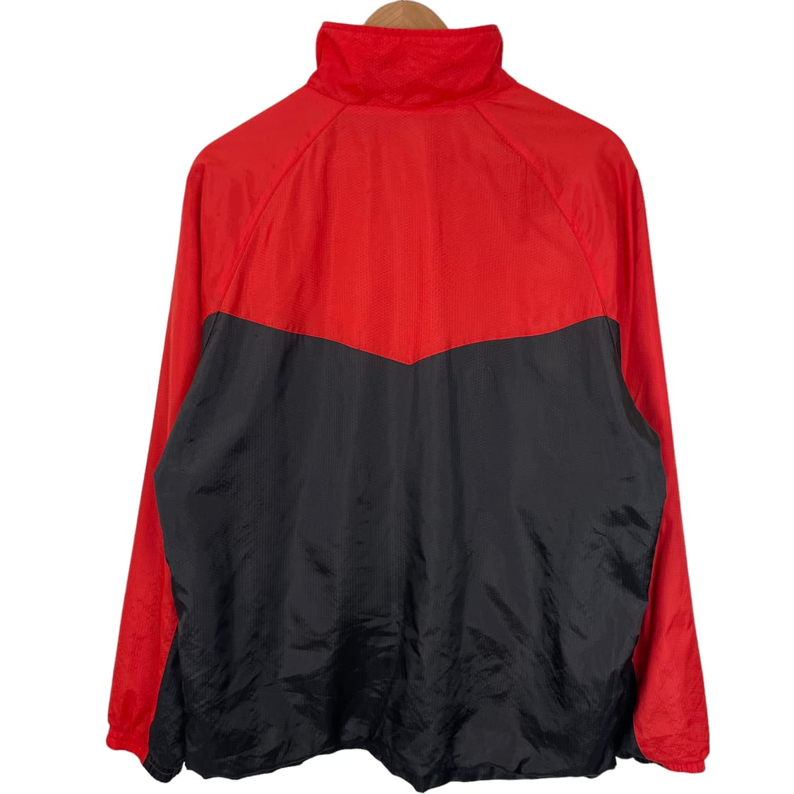 푸마 자수 로고 바람막이 상품이미지2