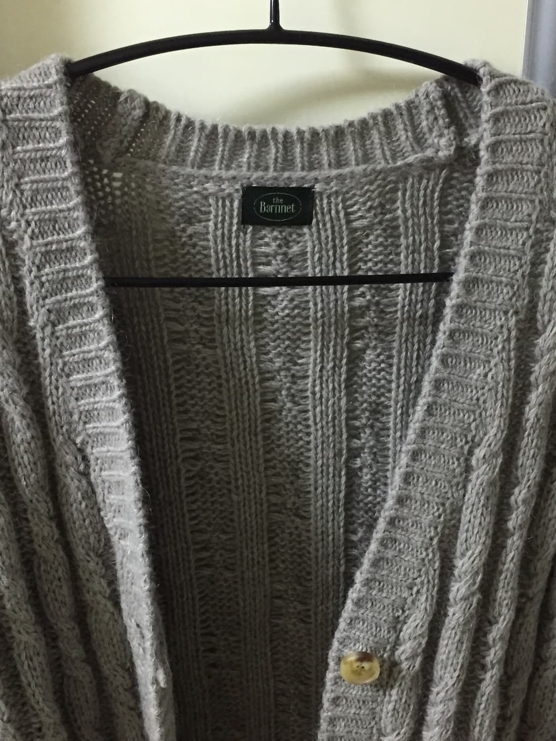 더바넷 24fw_grey granny cable knit cardigan 상품이미지5