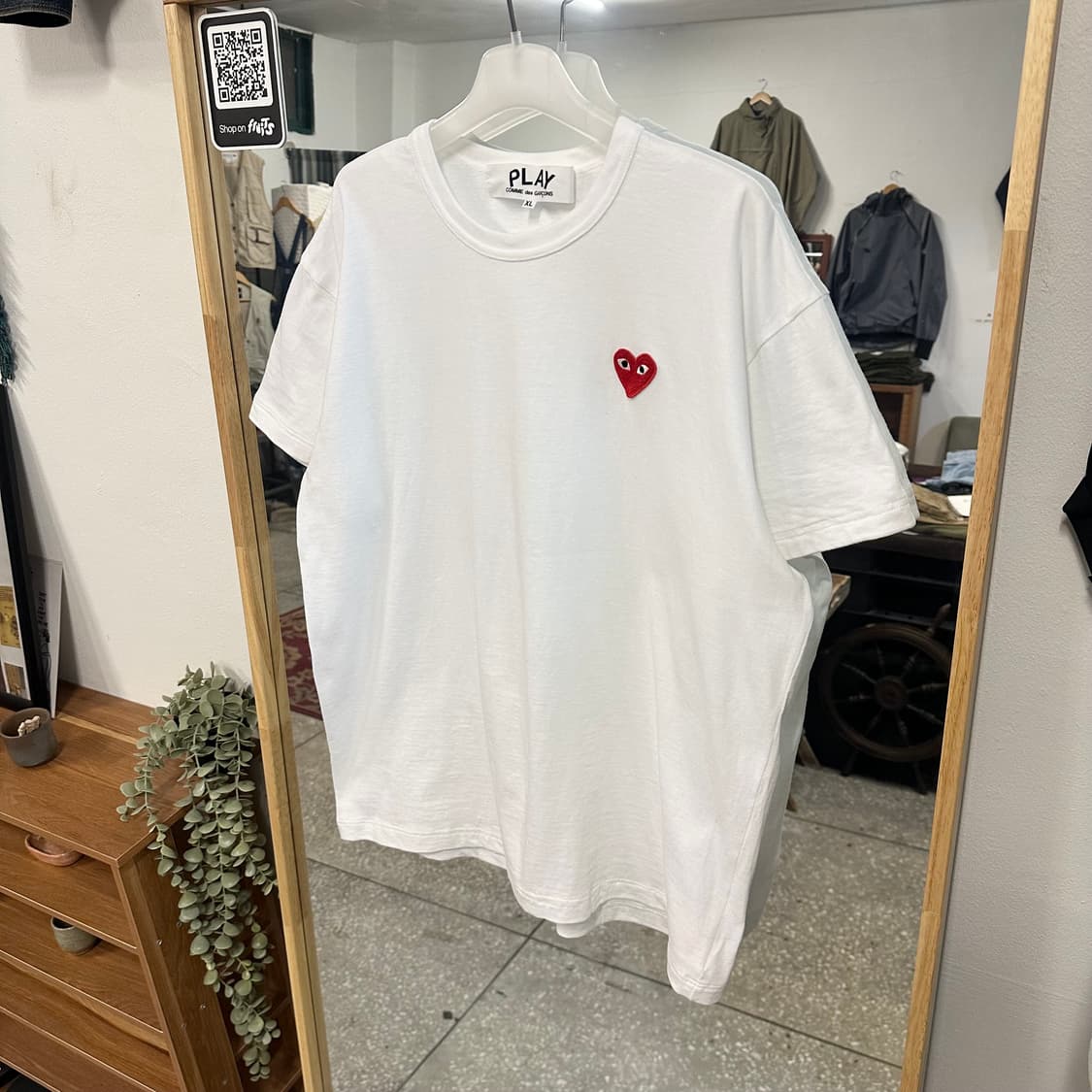 꼼데가르송 플레이 티셔츠 상품이미지2