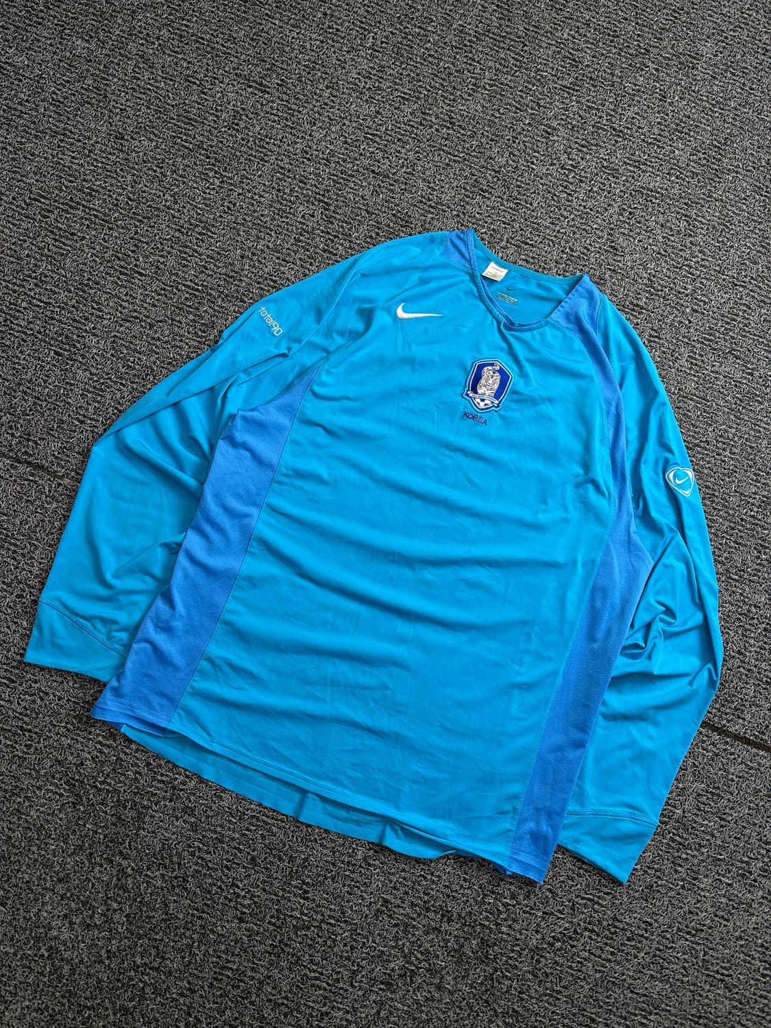 나이키 대한민국 국대 03-04 풋불 레트로 트레이닝 탑 2242 상품이미지1