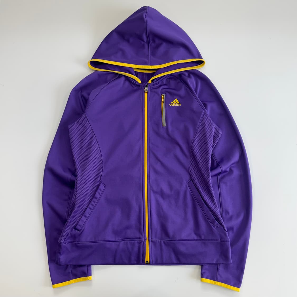 Adidas 퍼플 삼각로고 옐로우 포인트 후드티 상품이미지3