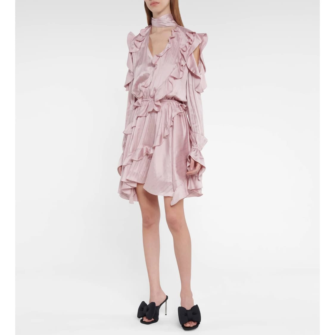 오프화이트 오프숄더 새틴 러플 원피스 상품이미지1