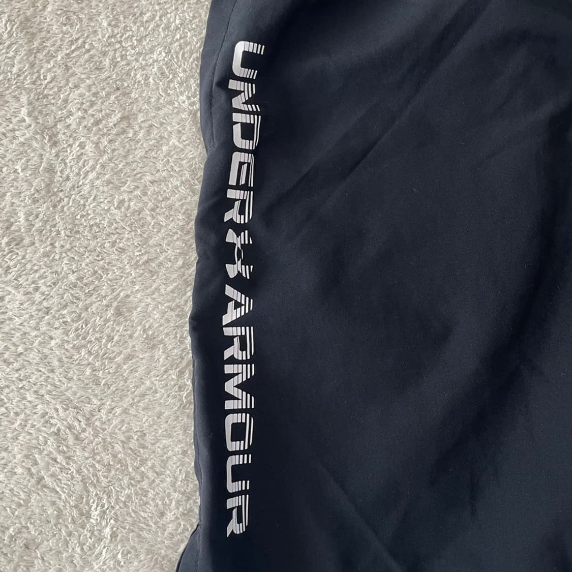 XL 언더아머 블랙 반바지  상품이미지4