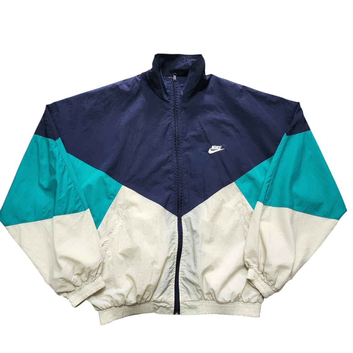 나이키 빅로고 바람막이 상품이미지1