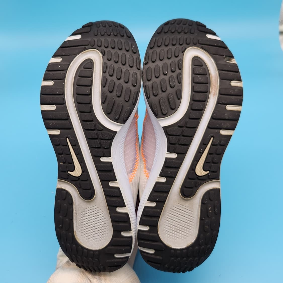 oo 나이키 리액트 이스케이프런 런닝화 250 상품이미지3