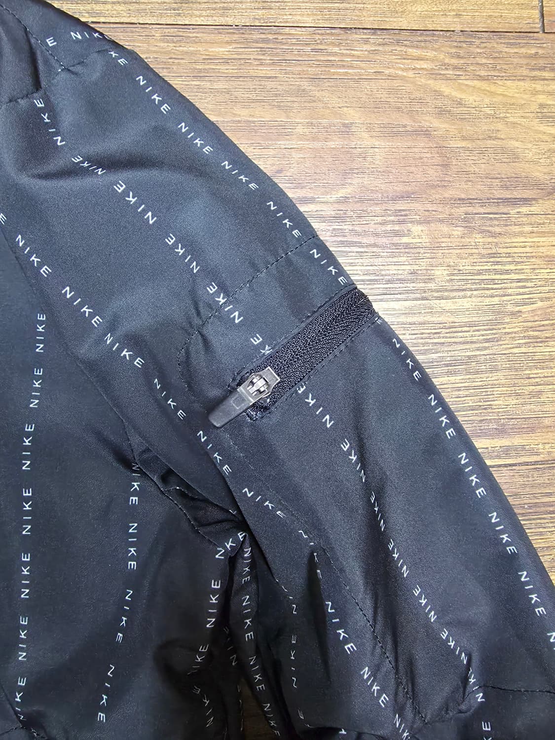 나이키러닝 우먼 윈드러너자켓 상품이미지4