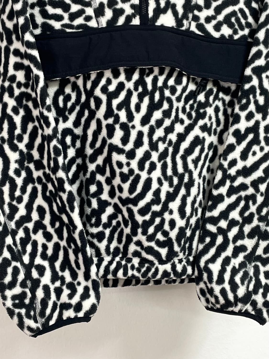 나이키 ACG 우먼스 지브라 후리스 후드 아노락 (on.173)   상품이미지3