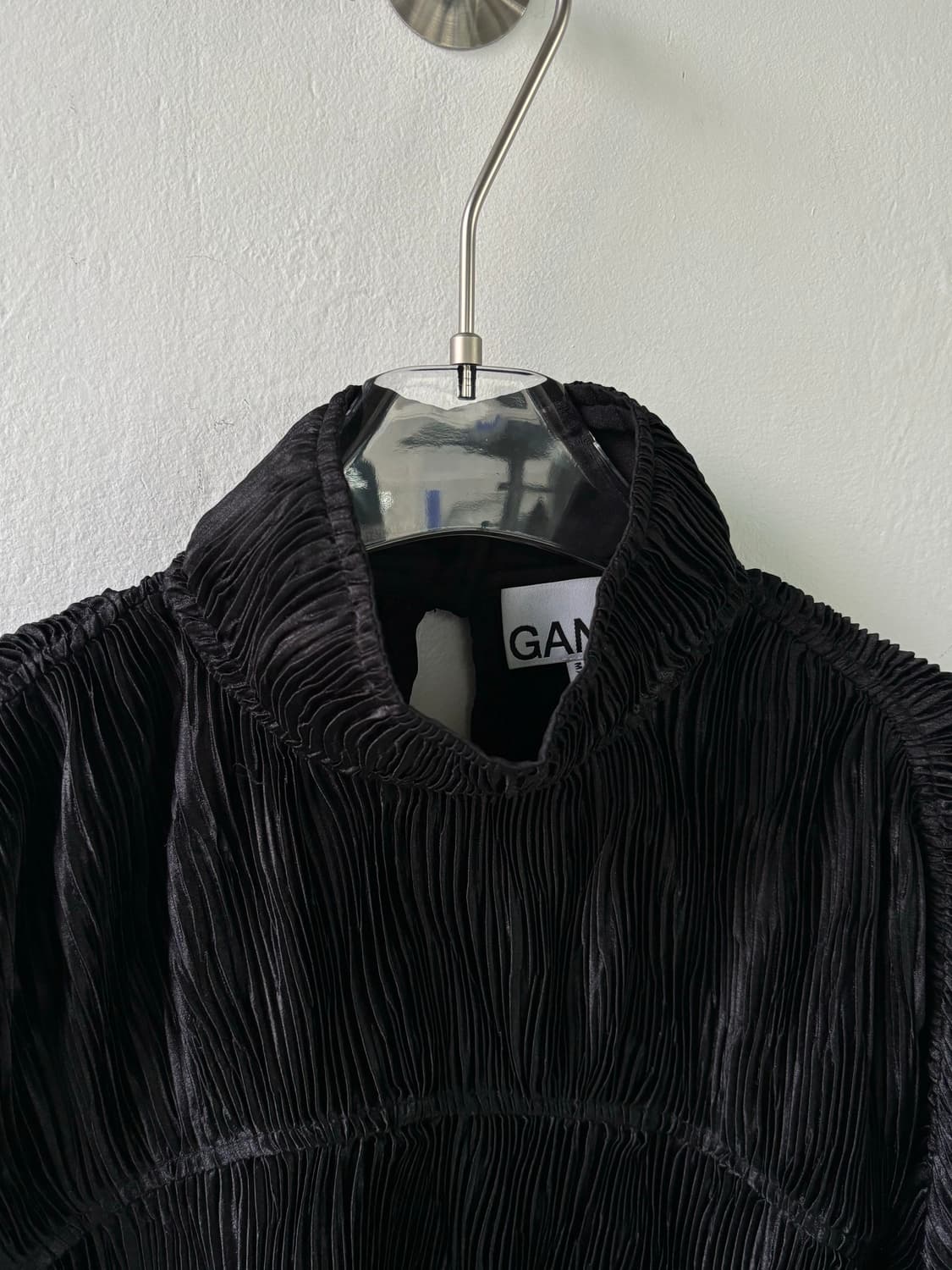 가니 플리츠 하이넥 셔츠 상품이미지4