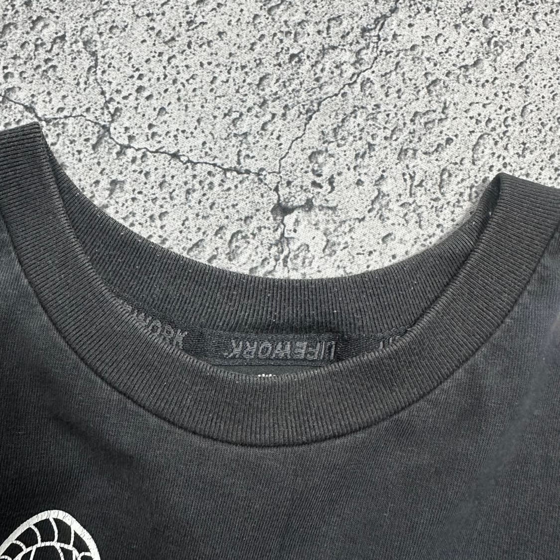 ✨ (바배) 라이프워크 빅로고 블랙 반팔티  상품이미지5