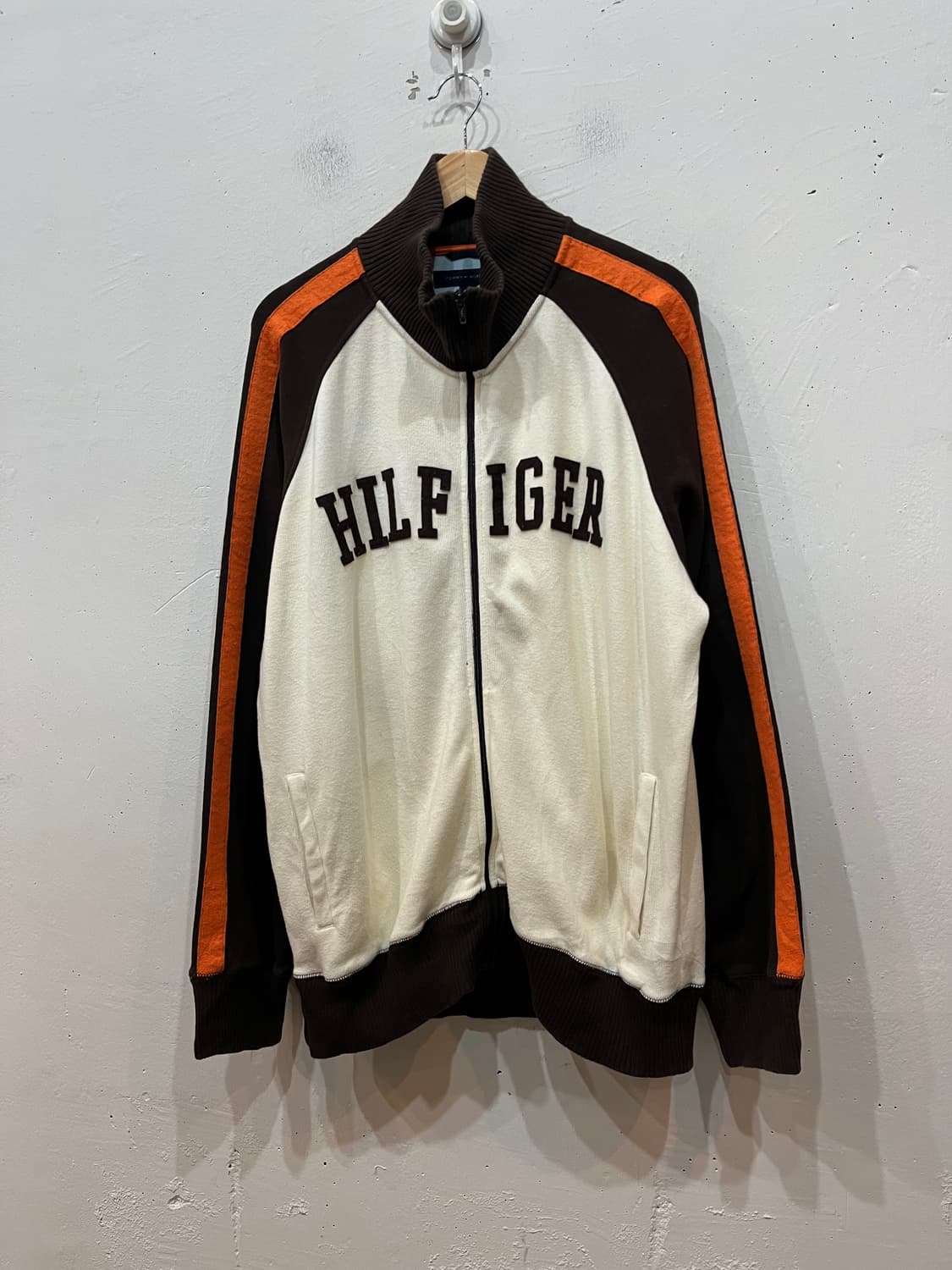 타미힐피거 아플리케 브라운 니팅 트랙탑 져지 XL 상품이미지1