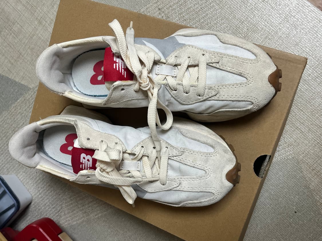 뉴발란스 327 크림 운동화 235 상품이미지1