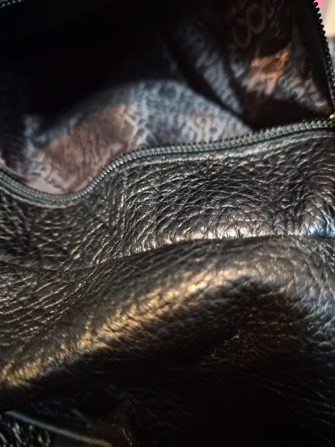 브루노말리 크로커 엠보 가죽 백팩
 상품이미지8