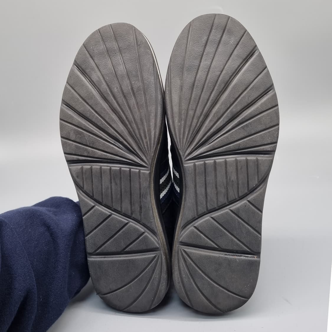 소다 레더 밴딩 남성스니커즈 275 상품이미지3