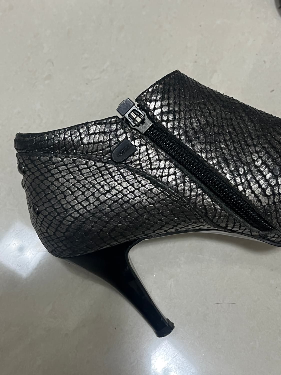빈티지 오리엔탈 락시크 스네이크 패턴 스터드 텐디 구두 앵글부츠 235 상품이미지3