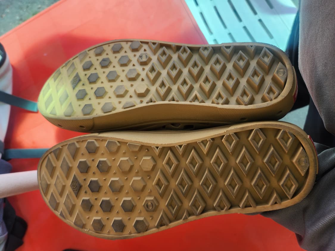 반스(vans) 슬립온 트랙 머스타드 골드 260 사이즈 샌들 아쿠아슈즈 상품이미지5