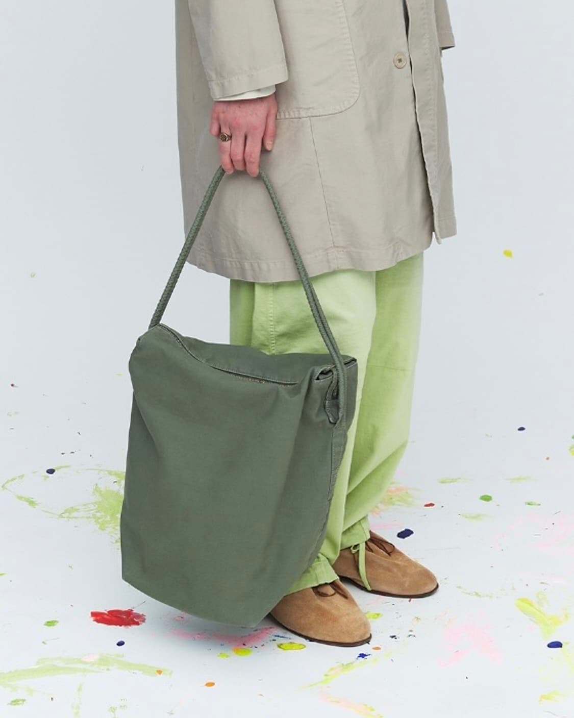 이이 숄더백 카키 미개봉 새상품 상품이미지1