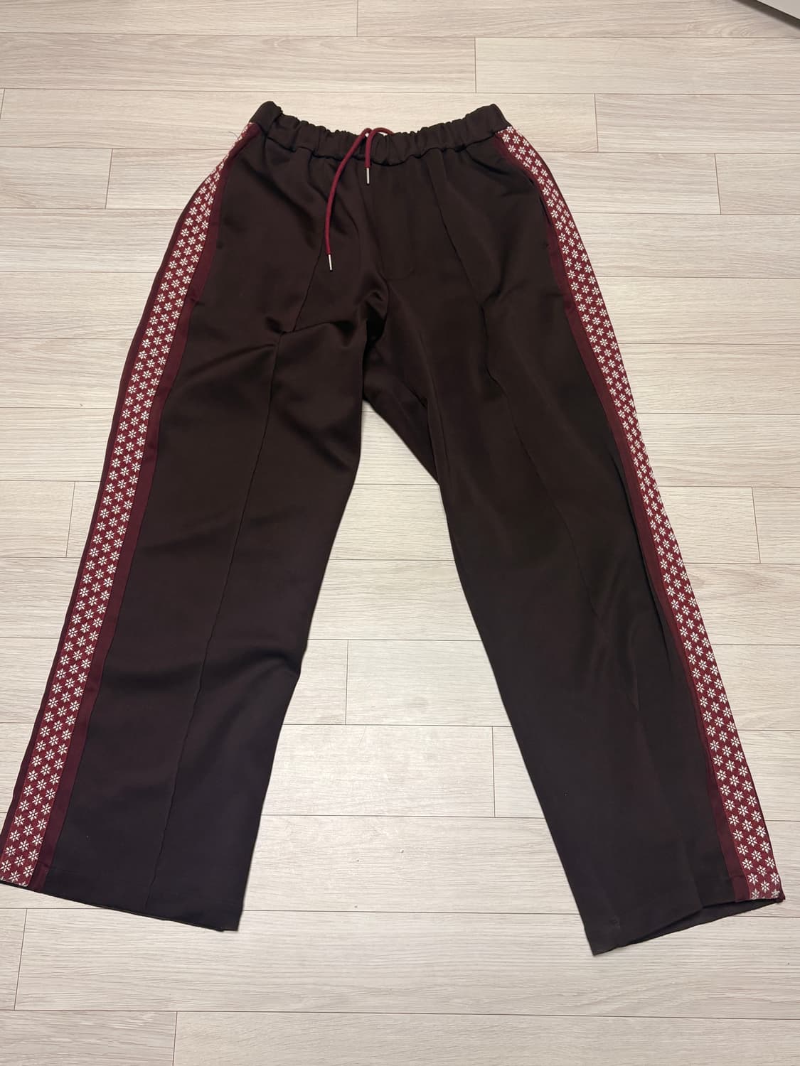 999휴머니티 자카드 트랙팬츠 브라운 2사이즈 상품이미지1