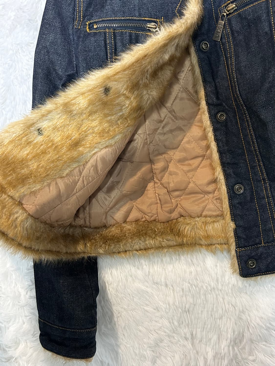 fur trimming denim trucker jacket 상품이미지3