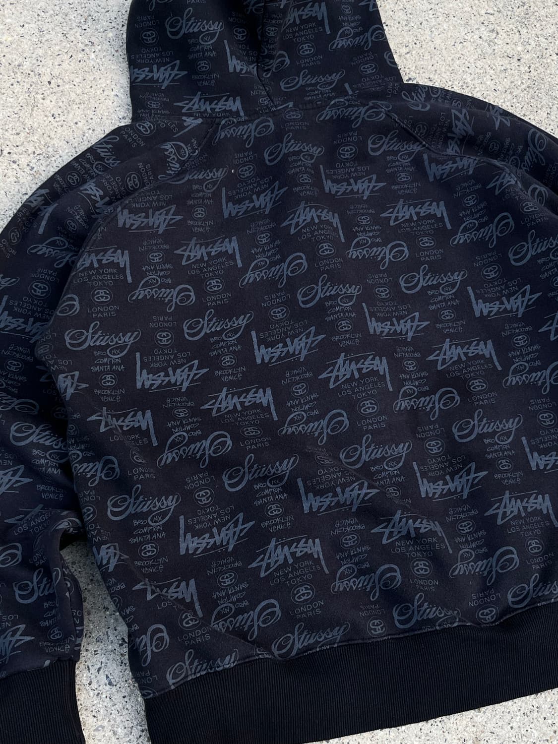 스투시 월드투어 로고 후드집업 상품이미지6