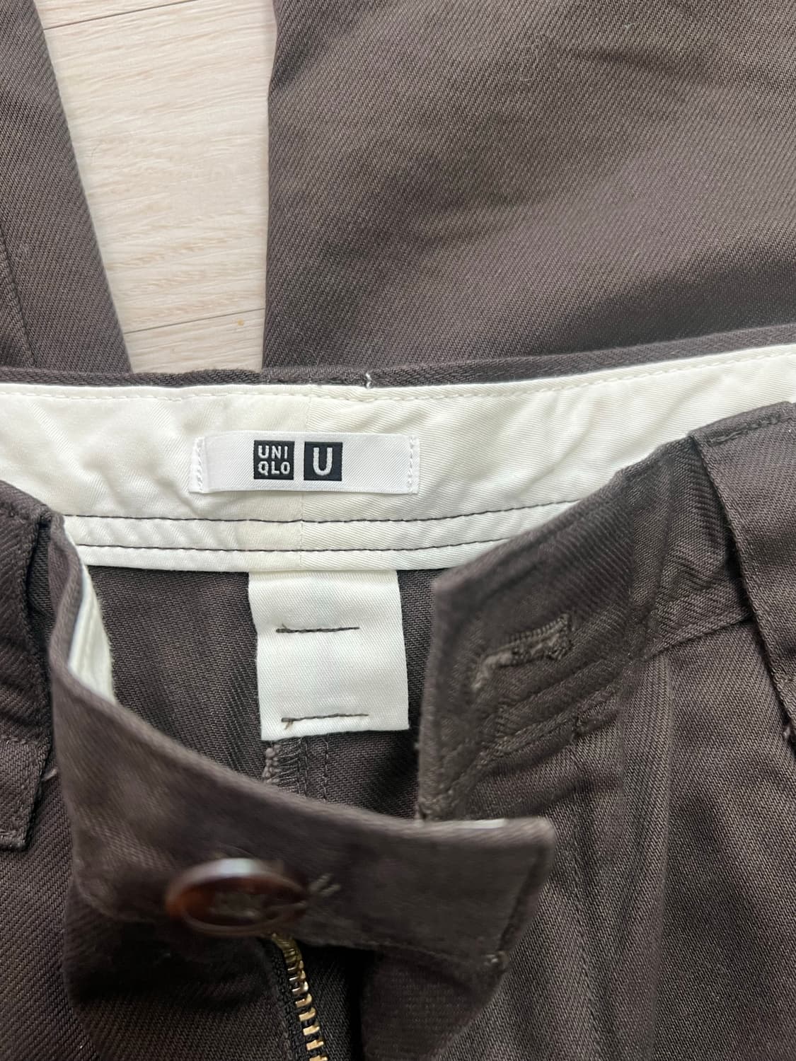 유니클로U/와이드핏 치노팬츠 다크브라운/76 상품이미지4