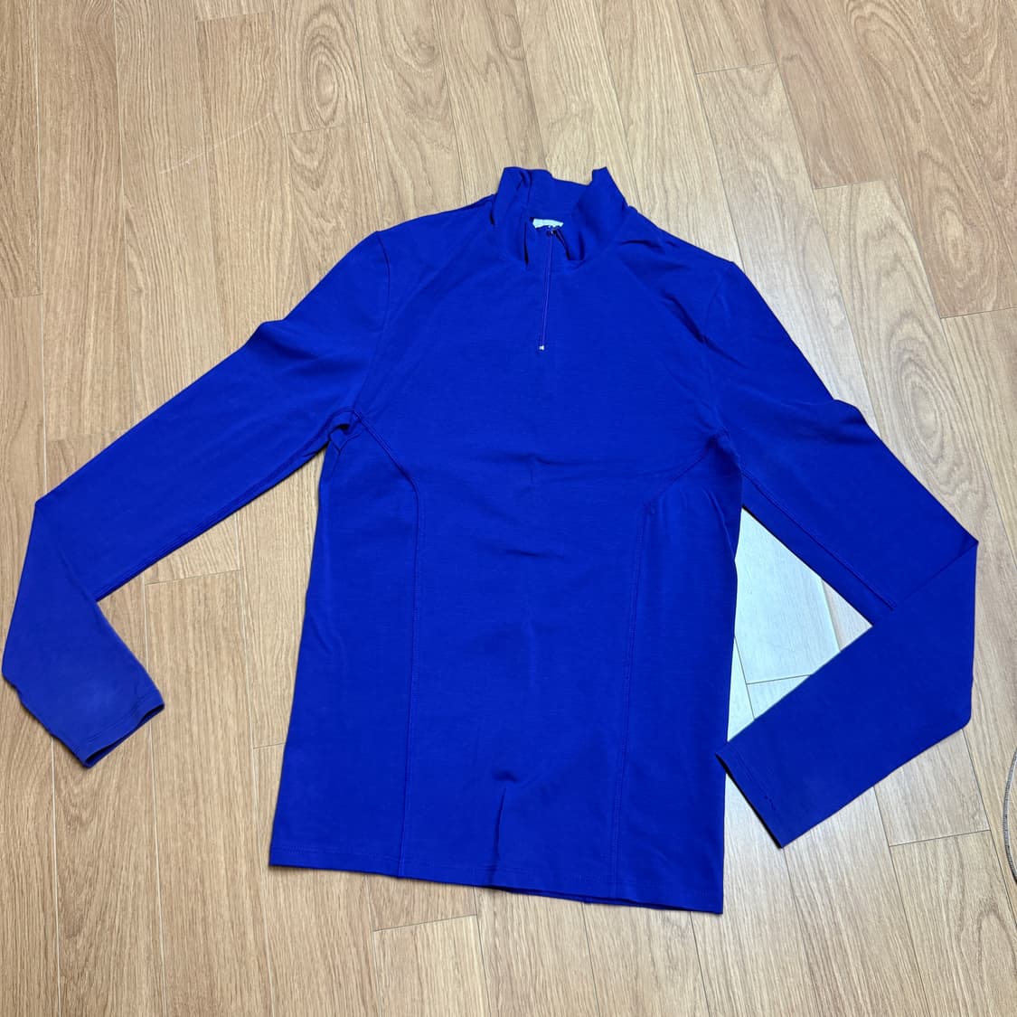 COS 슬림핏 모크넥 탑 퍼플 S사이즈 상품이미지2