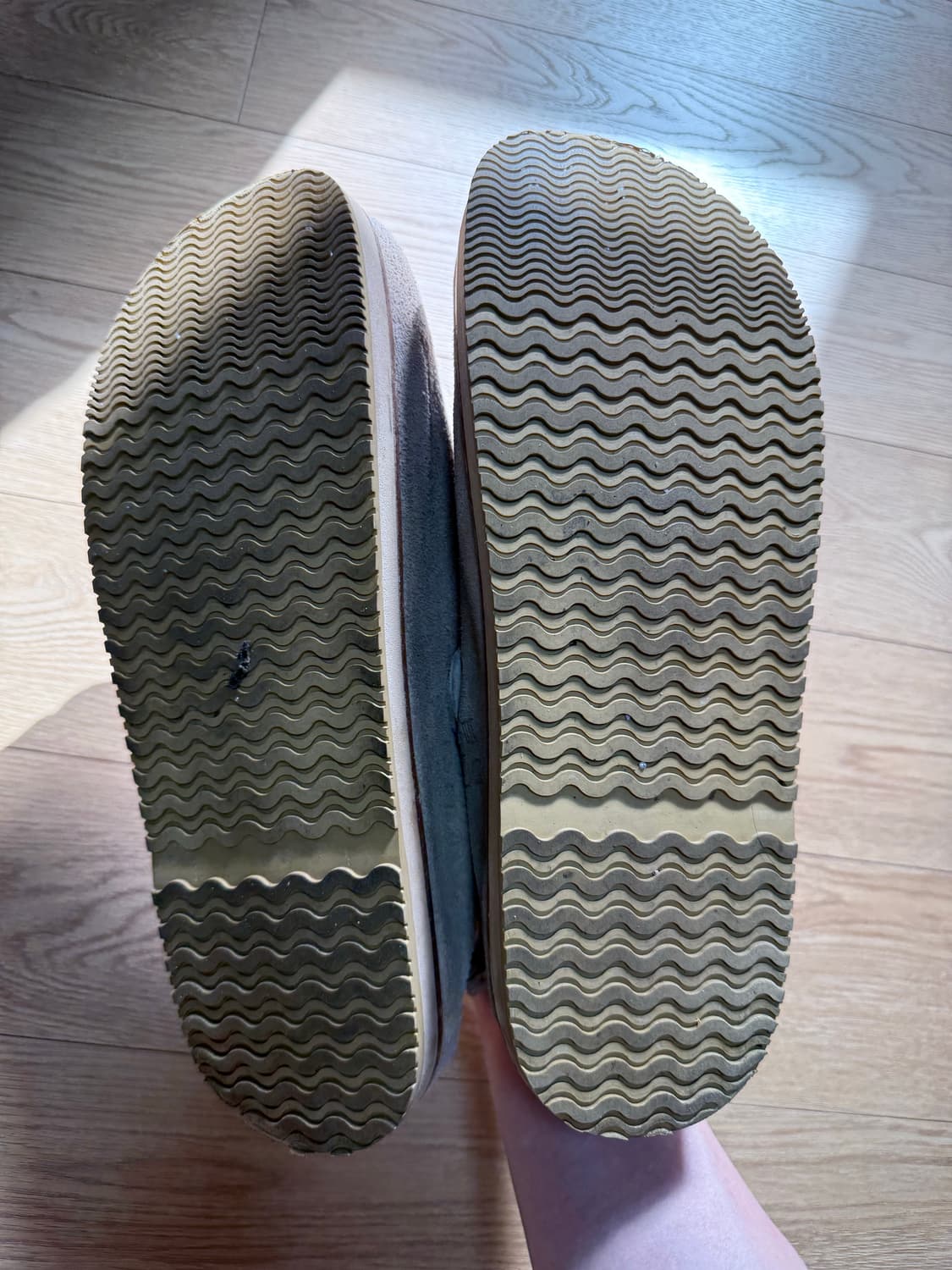 [4] 폴리테루 심볼릭 슬라이드 슬리퍼 상품이미지3