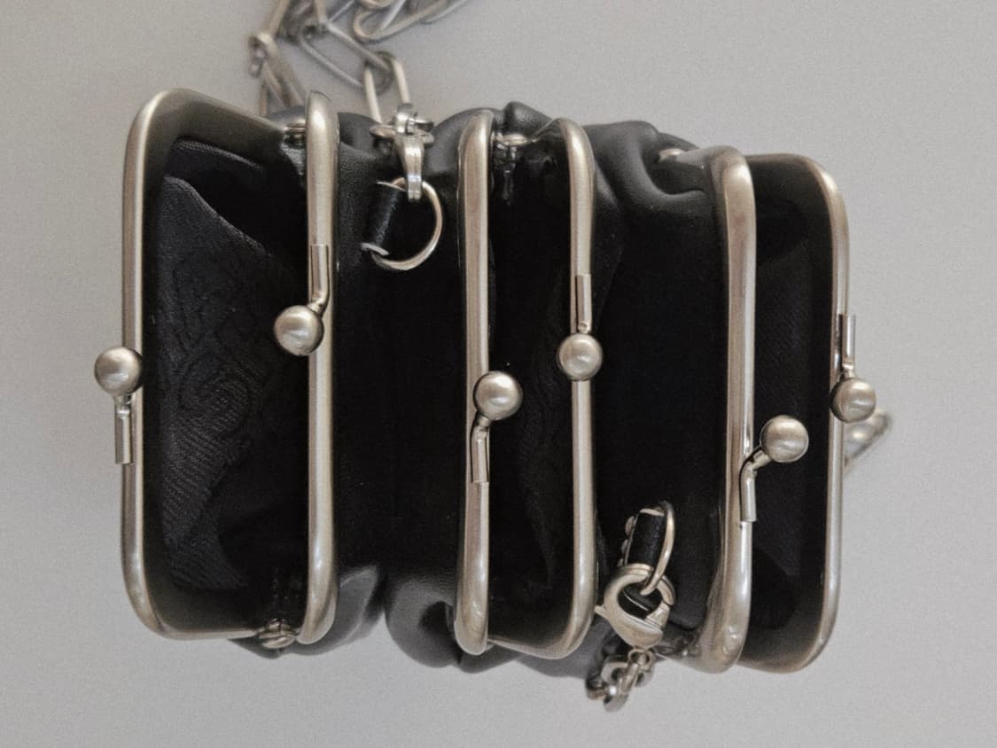 [새상품] 마지셔우드 트리플 하트 동전지갑 크로스백 상품이미지8