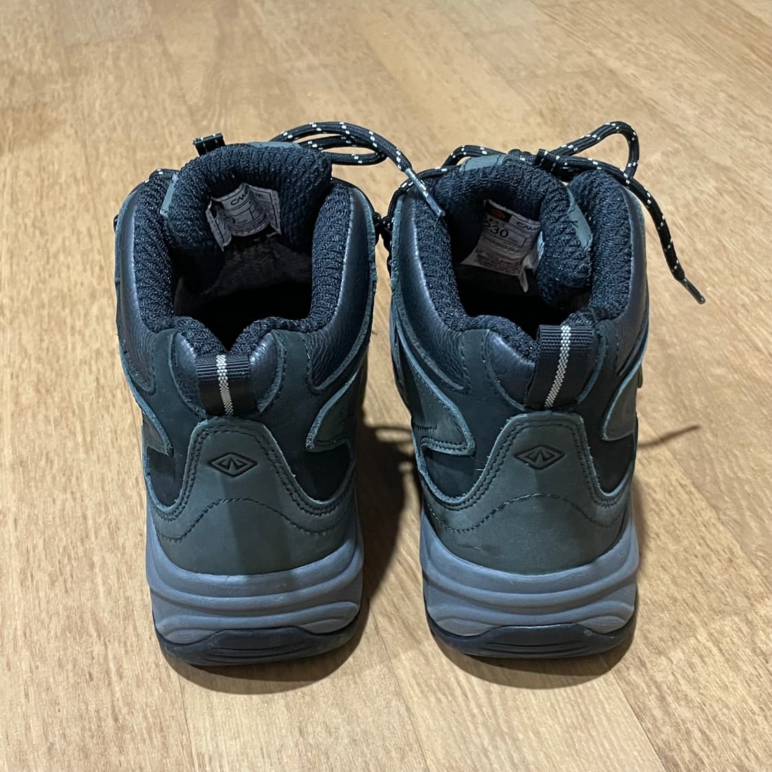 캠프라인 고어텍스 등산화 230 상품이미지4