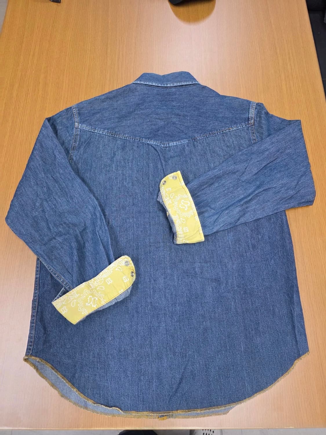 리바이스 어센틱 진웨어 웨스턴 셔츠 상품이미지7