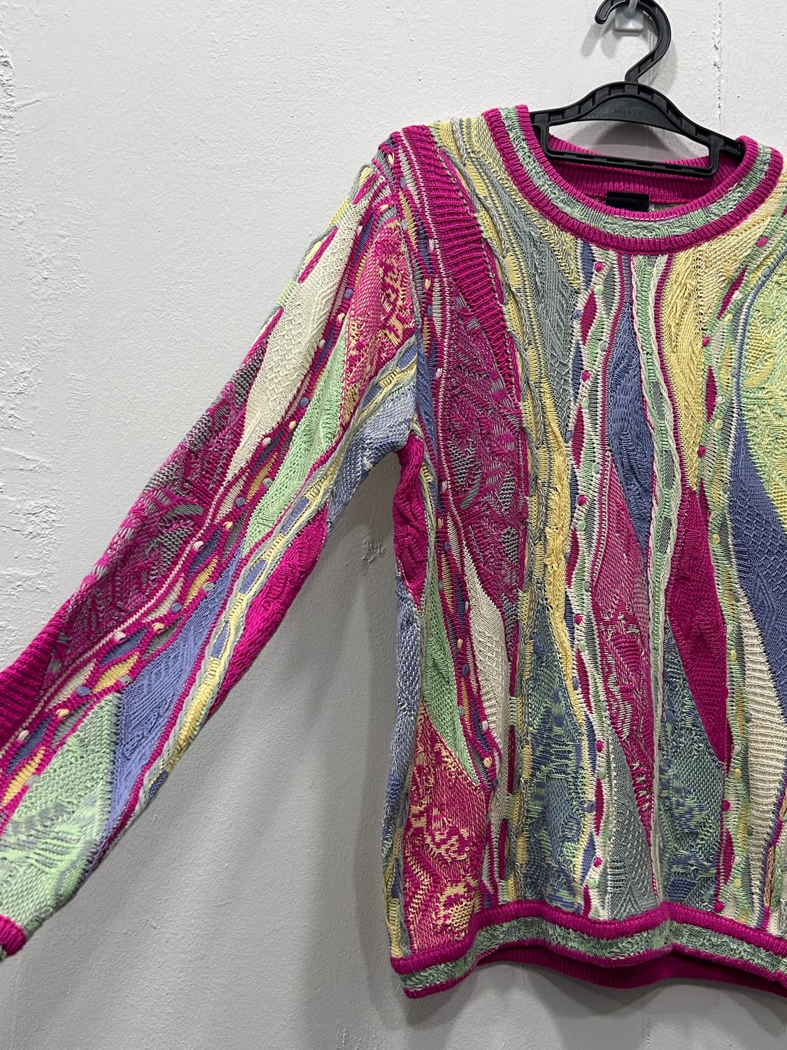 Vintage 쿠지스타일 에스닉 멀티컬러 케이블니트 상품이미지5