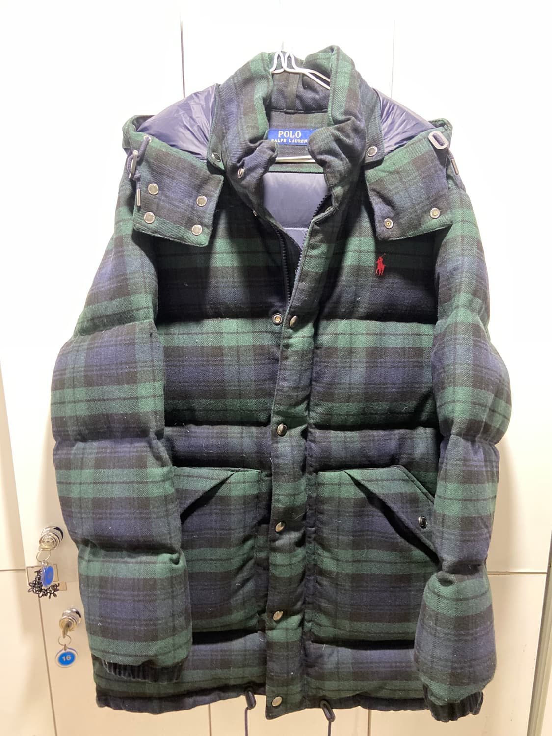 폴로 타탄체크 울패딩 팝니다 상품이미지1