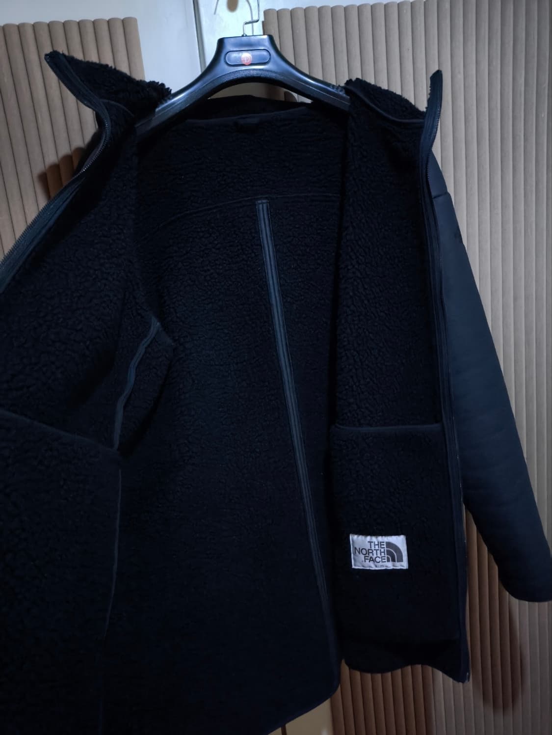 95 L 노스페이스 후드 무스탕 상품이미지9