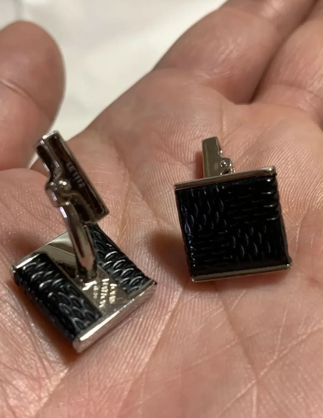 LOUIS VUITTON 루이비통 다미에 패턴 케이스/스틸-커프스링크 상품이미지3