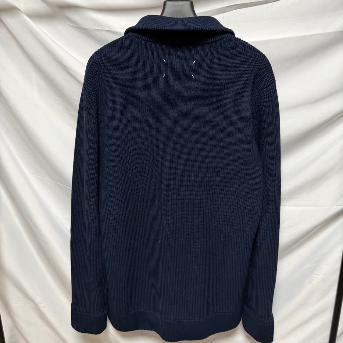 [S+급/XL] 메종 마르지엘라 백스티치 네이비 니트집업 상품이미지4