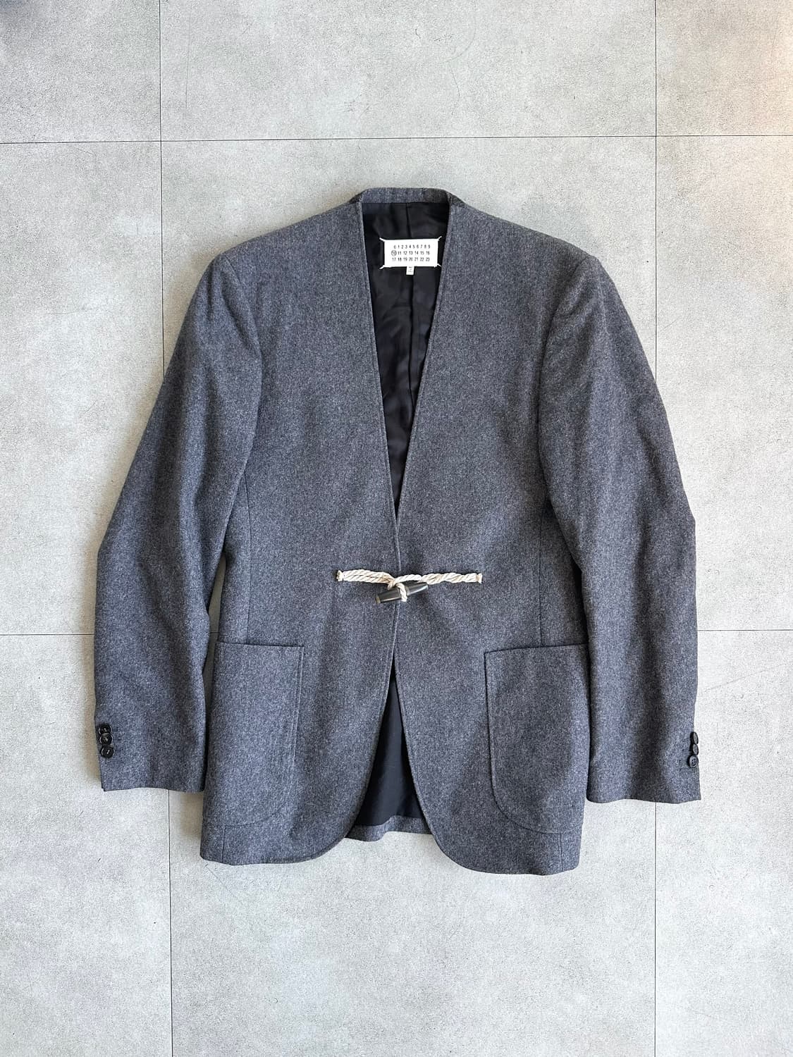 메종 마르지엘라 16fw 아카이브 카라리스 울 자켓 상품이미지1