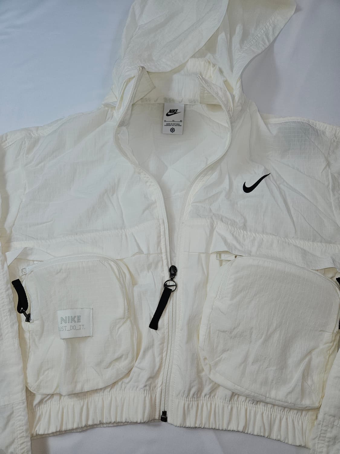 나이키 스포츠웨어 시티 유틸리티 스우시 바람막이 크롭 자켓 우먼스 XL 상품이미지2